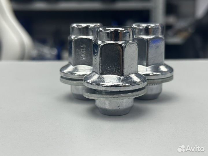 Гайки для колес Lexus LX570