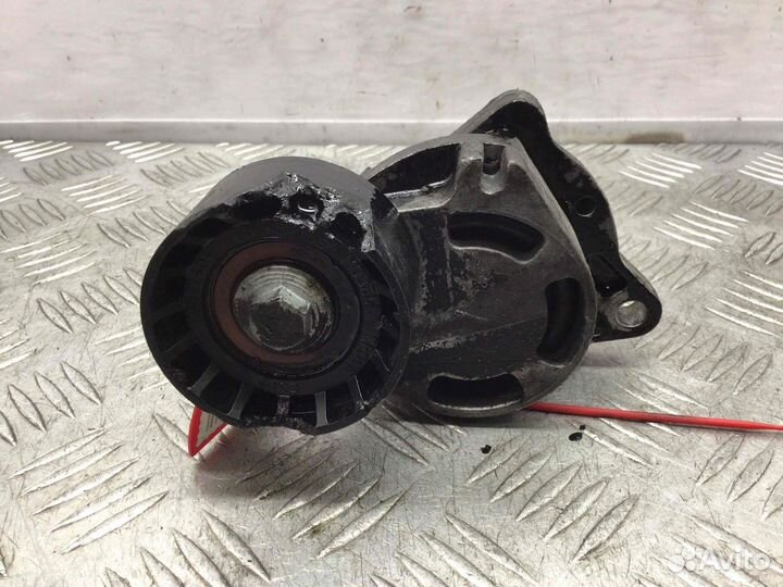 Натяжитель ремня генератора Renault Espace G9t743