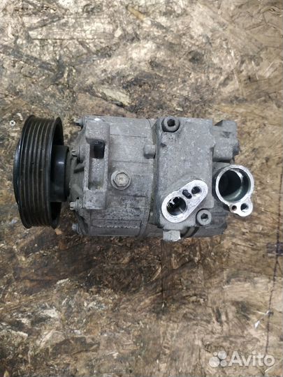 Компрессор кондиционера VW Гольф 5 1K0820803N