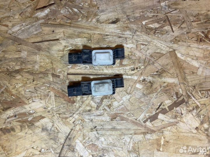 Датчик удара Porsche Cayenne 955 4.5 turbo 2004