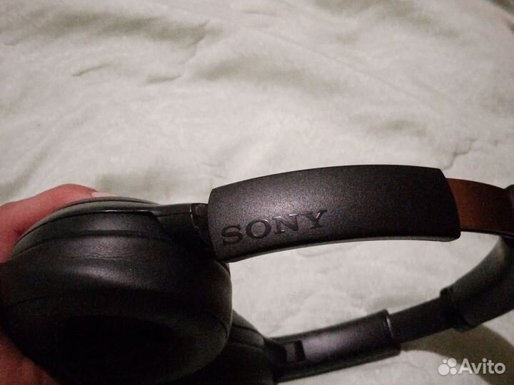 Беспроводные наушники sony