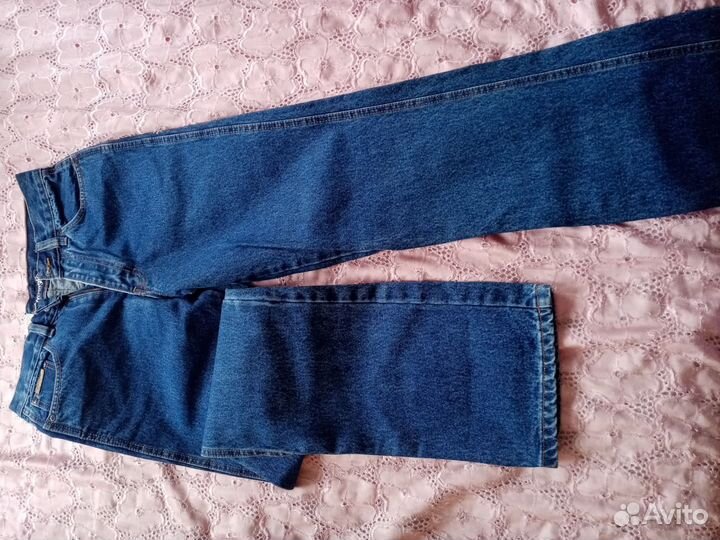 Джинсы новые