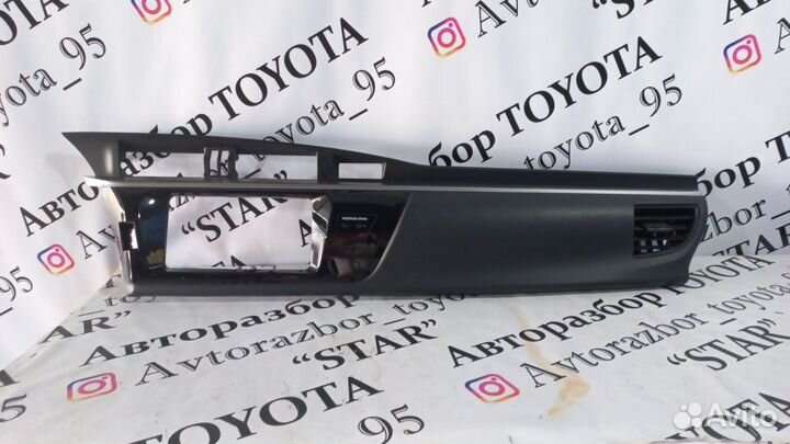 Облицовка панели Toyota Corolla E180