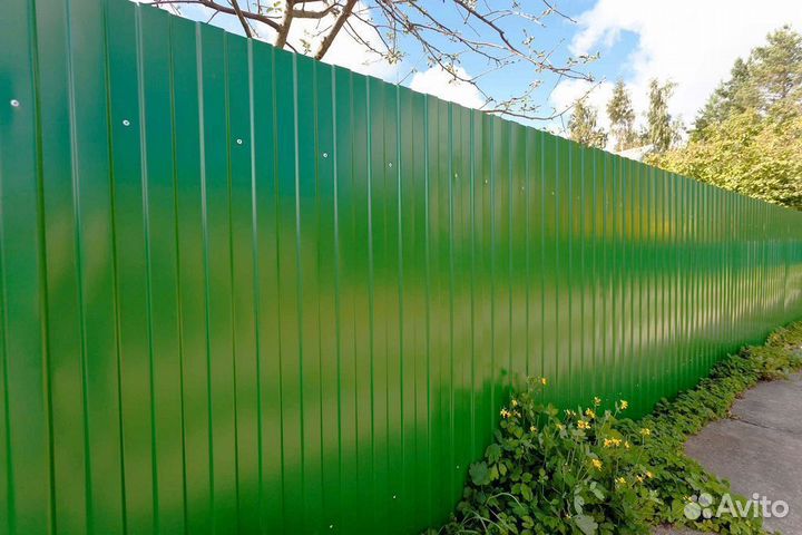 Заборы из профнастила
