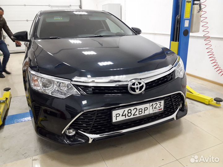 Обвес рестайлинг на Тойоту Камри 50 (55 кузов)