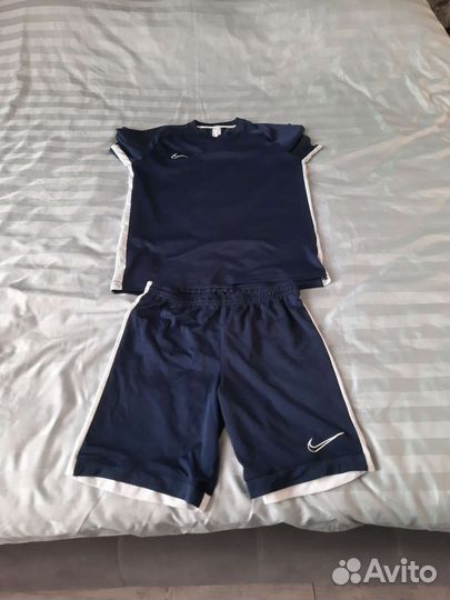 Спортивная форма мужская