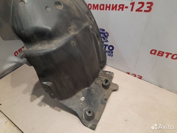 Подкрылок передний правый Bmw X1 E84 N46B20BD 2012