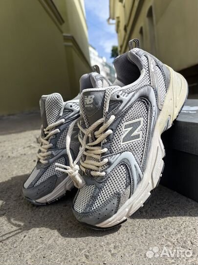 Кроссовки женские New Balance 530