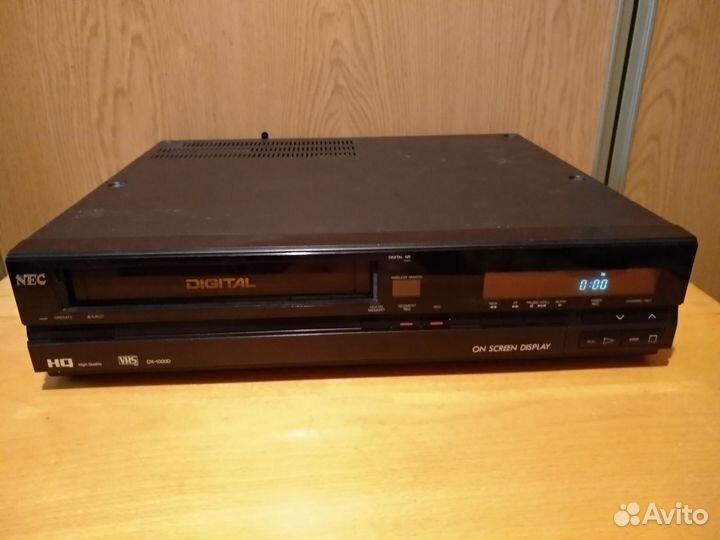 Видеомагнитофон NEC DX-1000 D Япония