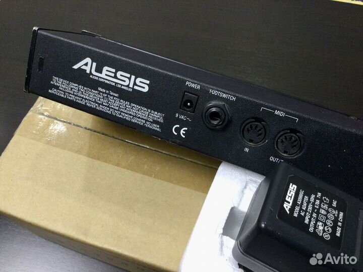 Процессор эффектов Alesis Microverb4
