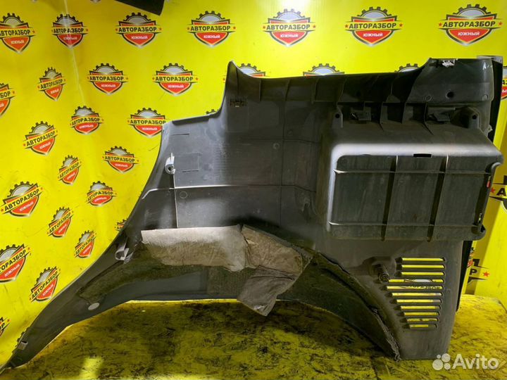 Обшивка багажника левая Chery Tiggo T11
