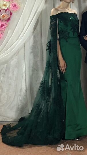 Вечернее платье