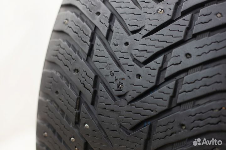 Nokian Tyres Hakkapeliitta 8 SUV 275/45 R21 и 315/40 R21 110T