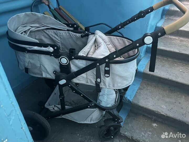 Прогулочная коляска