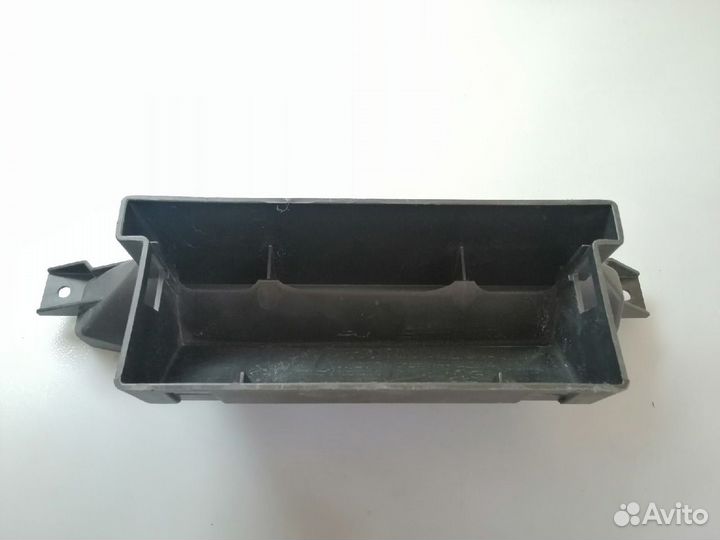 Воздуховод Volkswagen Passat