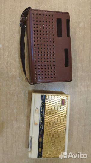 Радиоприемник Планета Ретро