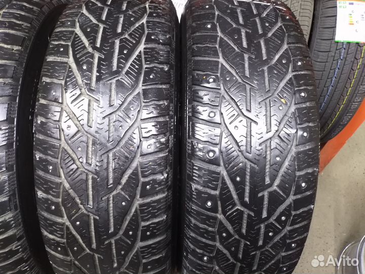 Колёса Б/У Зимние 215/65 R16 Hyundai Creta - 4 шт