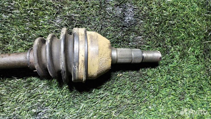 Привод передний правый Opel Astra H