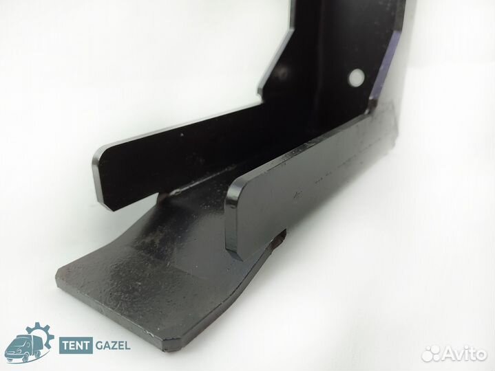 Кронштейн запасного колеса на Газель