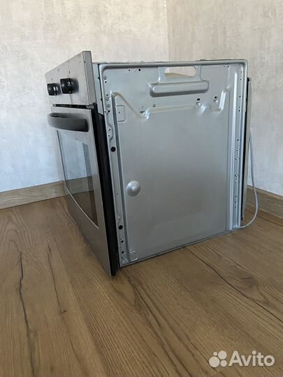 Электро духовой шкаф zanussi ZOB 243 X б/у