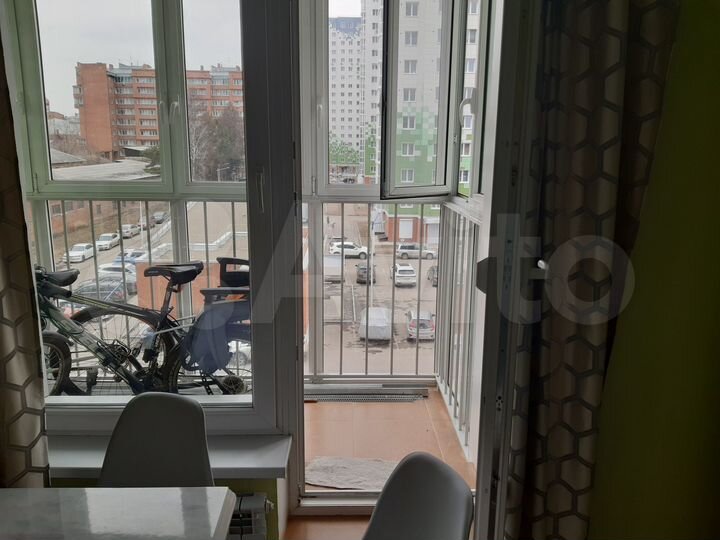 2-к. квартира, 50 м², 4/18 эт.