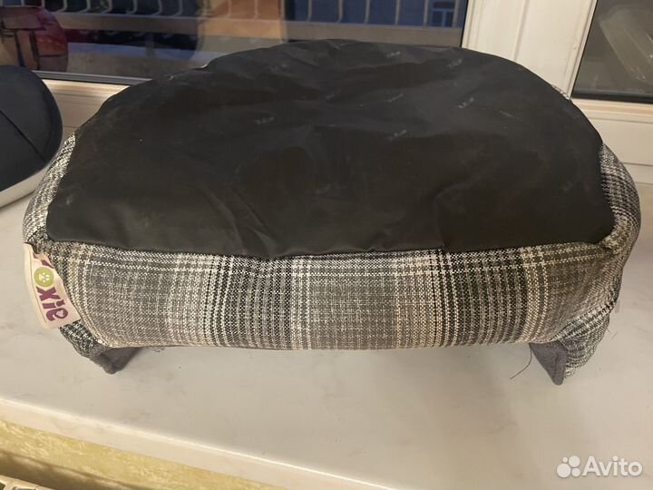 Лежанка для собак и кошек