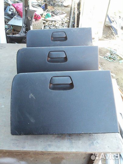 Бардачок Киа Рио 3