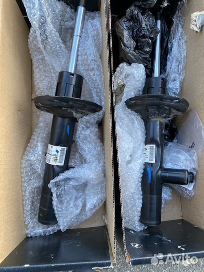 Стойки DCC 5QF413032A