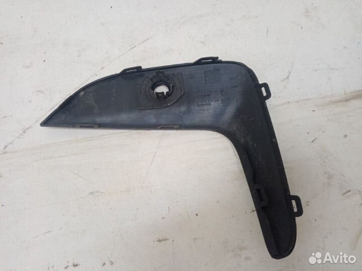 Накладка решетки бампера передняя правая Bmw 3Er