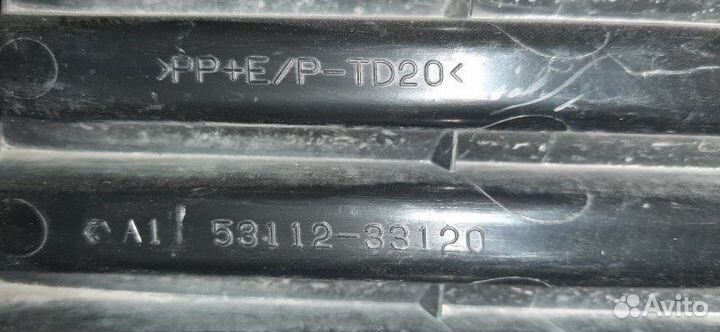 Решетка радиатора Toyota Camry XV50