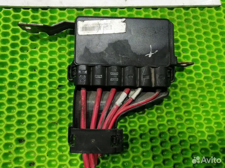Блок предохранителей Renault Megane 3
