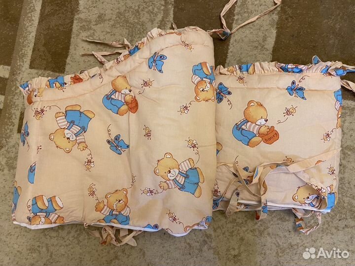 Бортик для детской кроватки