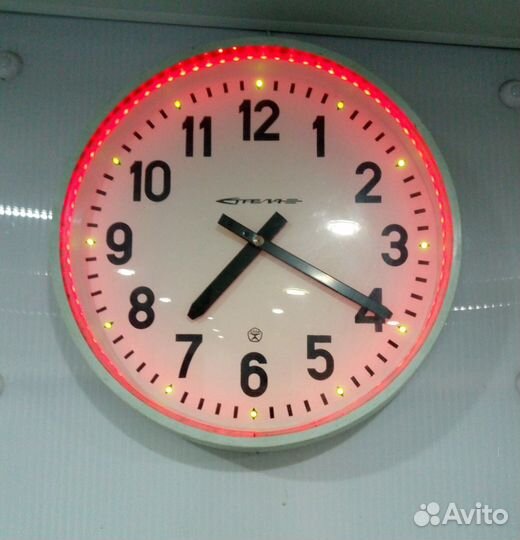 Часы вторичные