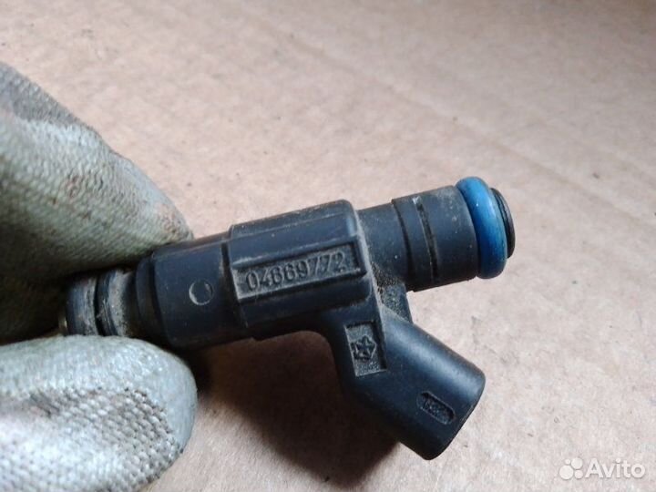 Форсунка Dodge Neon 2.0 1998