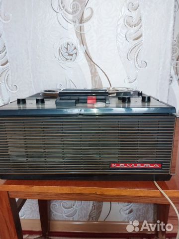 Катушечный магнитофон комета