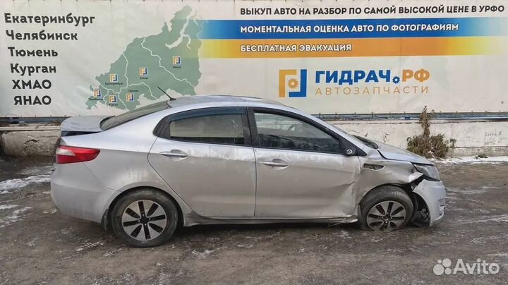 Ограничитель двери передний Kia Rio 3 (QB) 79380-4