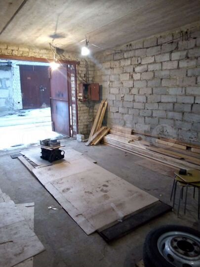 Гараж, > 30 м²