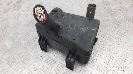 Блок предохранителей mitsubishi space star (2BE08M