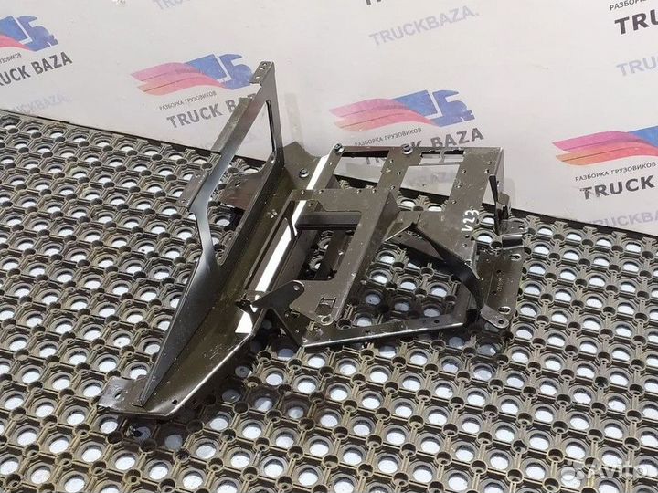 Кронштейн блока предохранителей Volvo FH