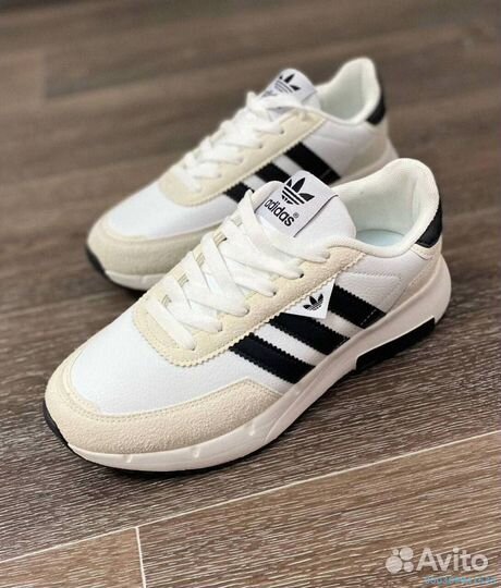 Мужские кроссовки Adidas белые