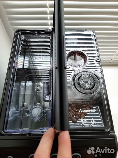 Кофемашина Philips 8827/09 c капучинатором