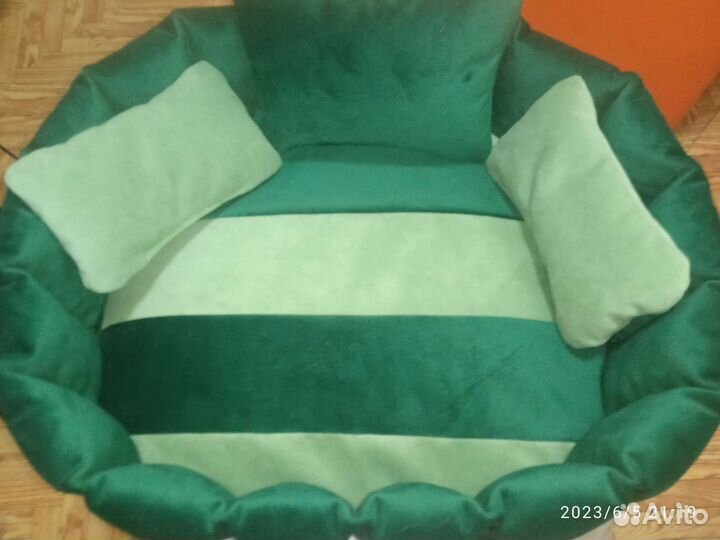 Лежанка для собак и кошек