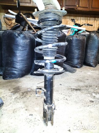 Продам стойки