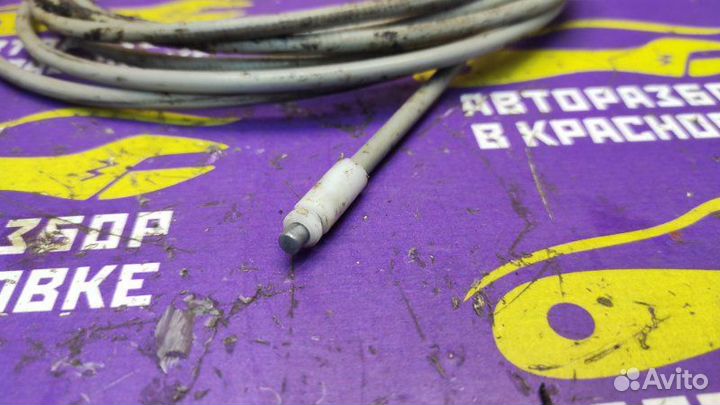 Трос лючка топливного бака Nissan Bluebird Sylphy