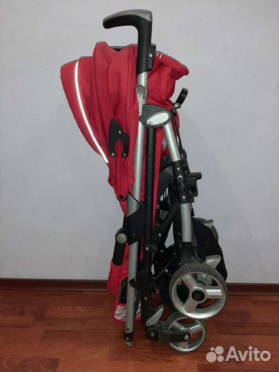 Прогулочная коляска трость