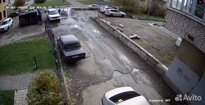 Видеонаблюдение Комплект 2 камеры 1Mp HiWatch