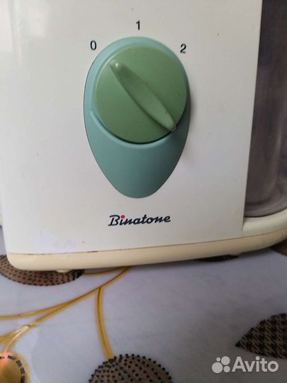 Соковыжималка шнековая