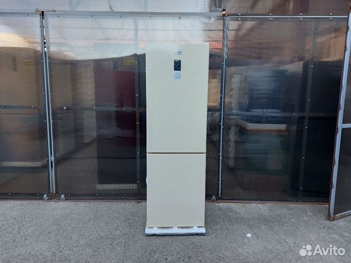 Холодильник Ascoli бежевый