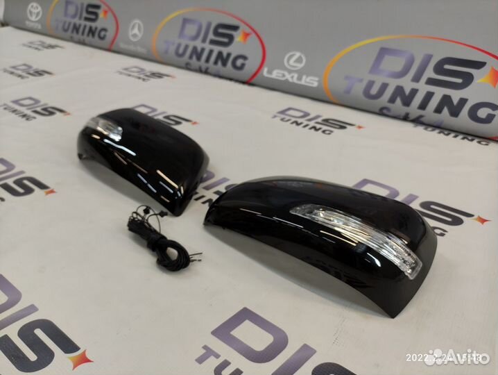 Накладки зеркал с поворотником LC200 2008-2011г