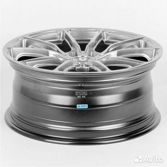 Литые диски R17 5x114.3 HRE